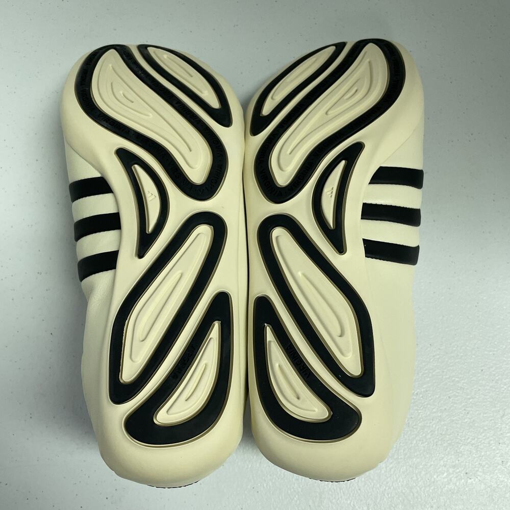 Adidas Pharrell Vario Flat Earther Core White KI7668 Size 10 Men Low Profile - Picture 5 of 9